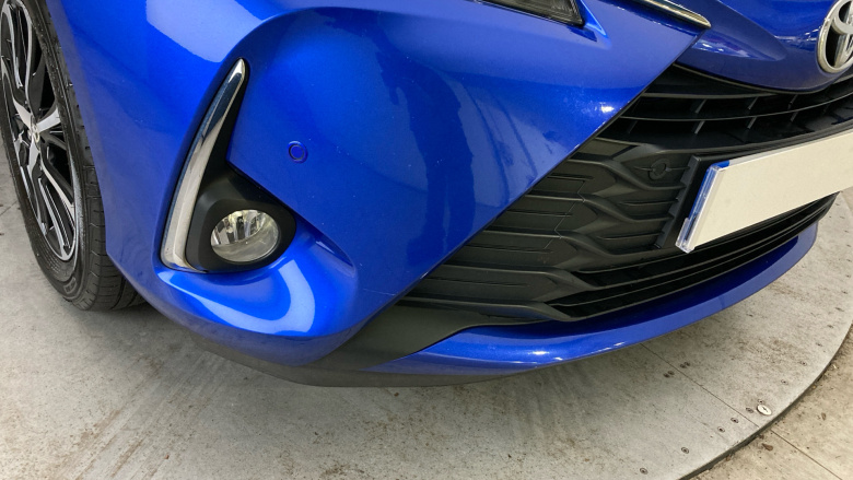 Toyota Yaris 1.5 VVT-i Icon Tech 5dr Petrol Hatchback